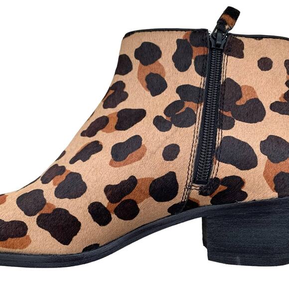 Cole Haan Jaguar Animal print Calf Hair Ankle Booties Boots 7.5 - Picture 8 of 9